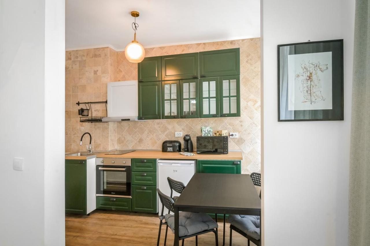 Floral Studio Retreat In Sofia City Center By Flat Mаnager Εξωτερικό φωτογραφία