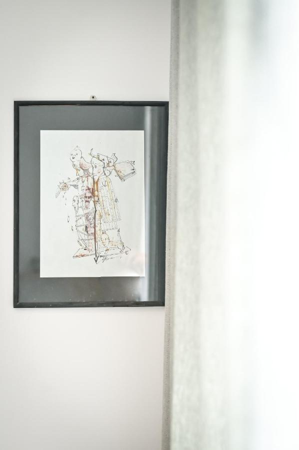 Floral Studio Retreat In Sofia City Center By Flat Mаnager Εξωτερικό φωτογραφία