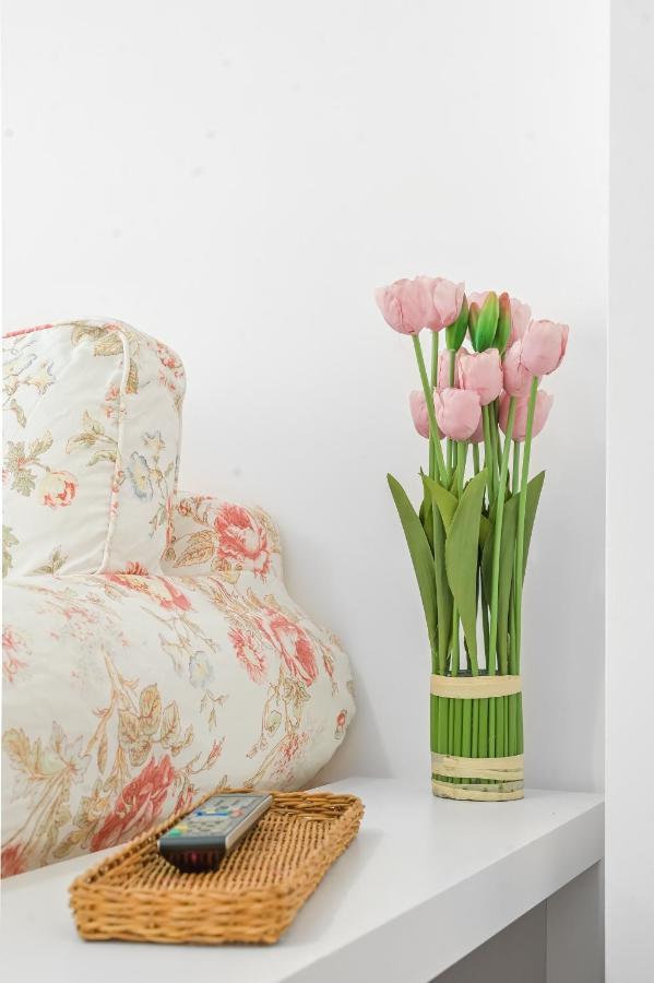Floral Studio Retreat In Sofia City Center By Flat Mаnager Εξωτερικό φωτογραφία